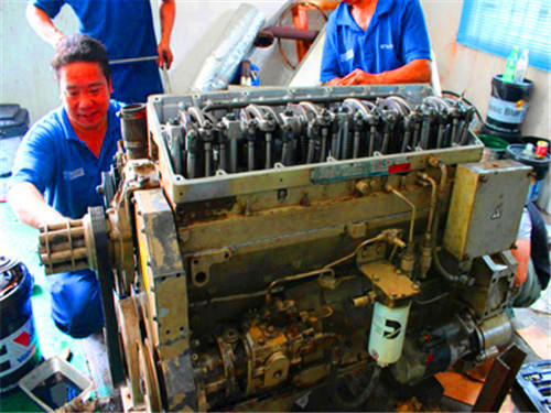 康明斯柴油發(fā)動(dòng)機(jī)、柴油發(fā)電機(jī)組、工程機(jī)械康明斯動(dòng)力特約維修保養(yǎng)服務(wù)站